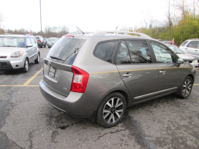 2012 Kia Rondo