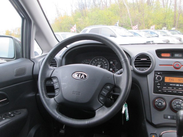 2012 Kia Rondo