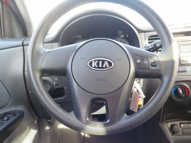 2011 Kia Rio5