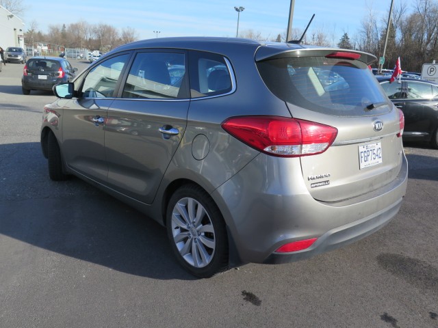 2014 Kia Rondo